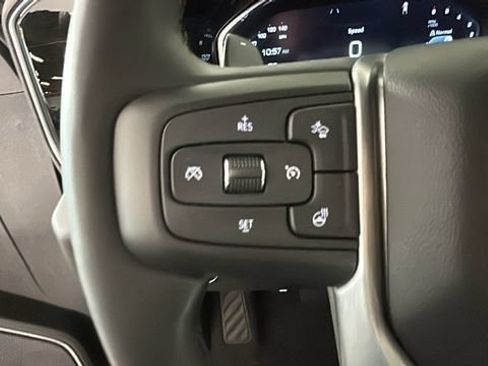 Used 2023 GMC Sierra 1500 SLT w/ SLT Convenience Package AWD/4WD image 15