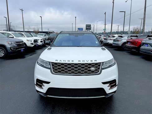 Used 2018 Land Rover Range Rover Velar image 25