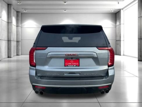 Used 2023 GMC Yukon XL Denali AWD/4WD image 7