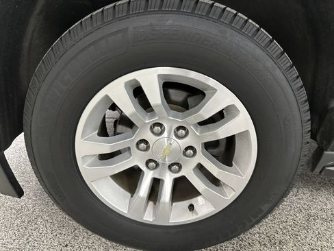 Used 2018 Chevrolet Tahoe LT w/ Max Trailering Package AWD/4WD image 17