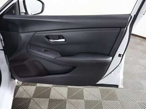 Used 2023 Nissan Sentra SV FWD image 21