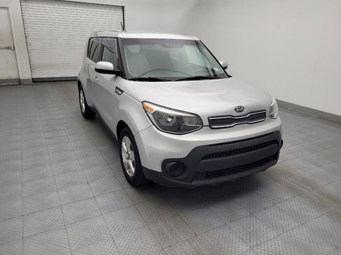 Used 2019 Kia Soul image 13