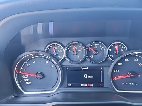 Used 2019 Chevrolet Silverado 1500 LT w/ All-Star Edition image 17