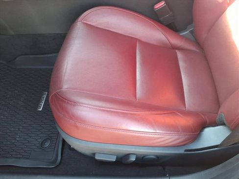 Used 2024 MAZDA MAZDA3 s image 17