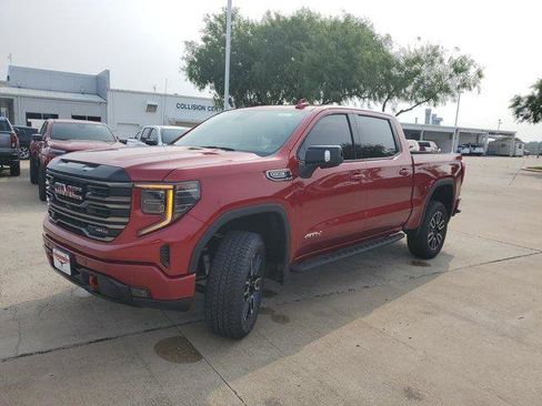 New 2026 GMC Sierra 1500 AT4 w/ AT4 Premium Package AWD/4WD image 3