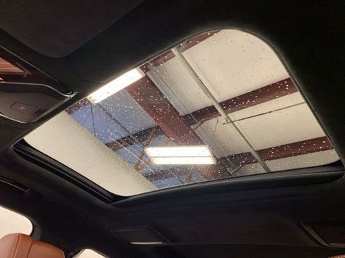 Used 2018 BMW 750i xDrive image 17