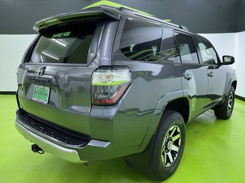 Used 2017 Toyota 4Runner TRD Off-Road image 10