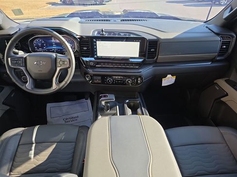 Certified 2025 Chevrolet Silverado 1500 ZR2 w/ Technology Package image 15