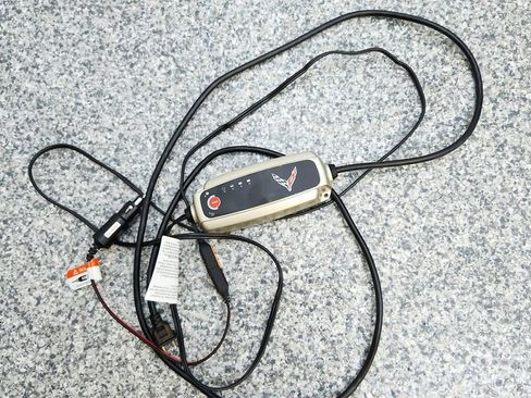 Used 2022 Chevrolet Corvette Stingray Preferred Conv w/ Chrome Exterior Badge Package image 37