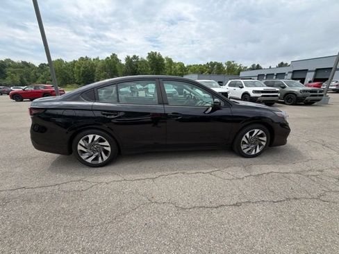 Used 2024 Subaru Legacy Limited AWD/4WD image 8