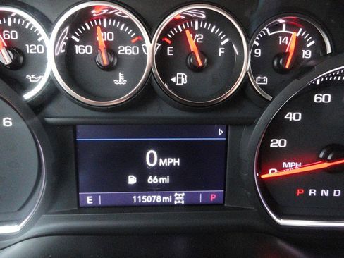 Used 2020 Chevrolet Silverado 1500 LT image 14