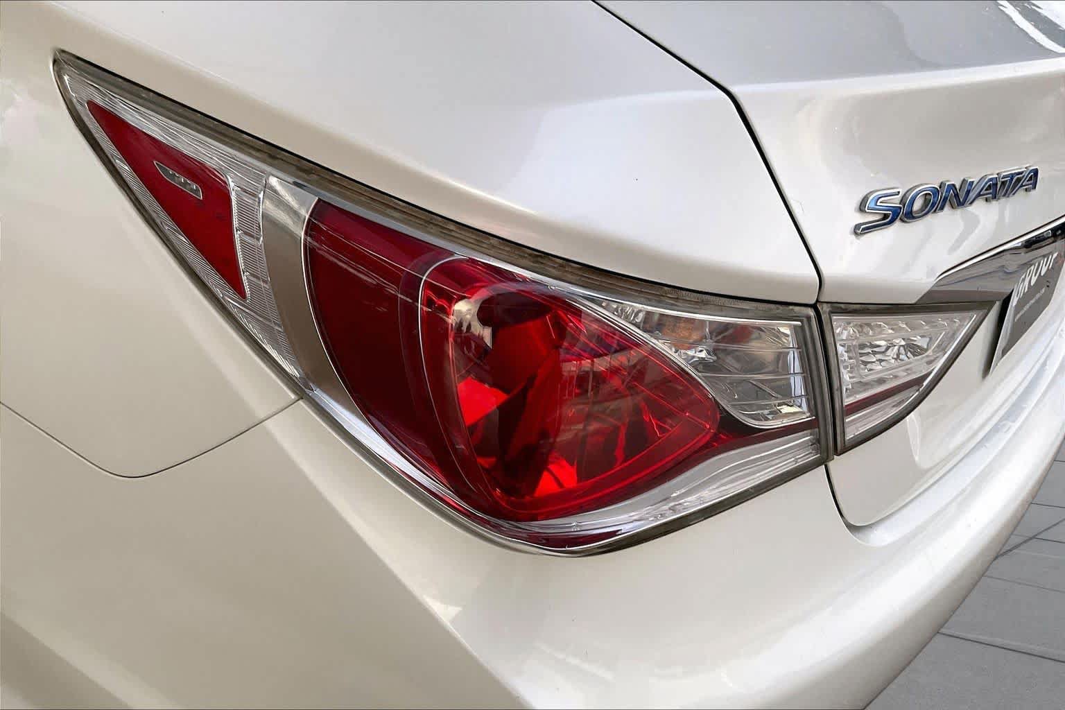 Used 2013 Hyundai Sonata Hybrid FWD image 26