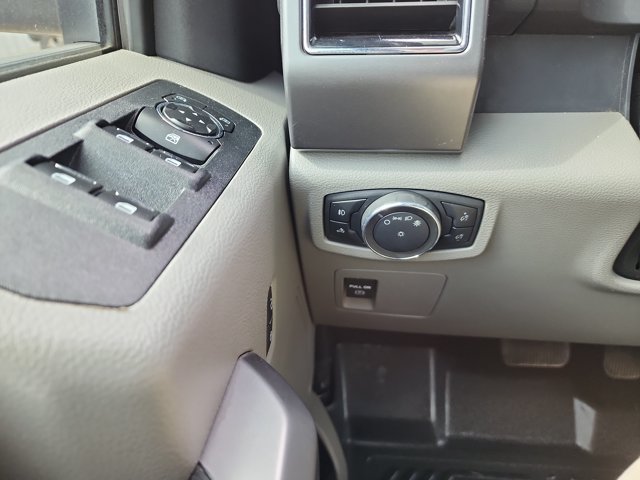 Used 2020 Ford F150 XLT AWD/4WD image 18