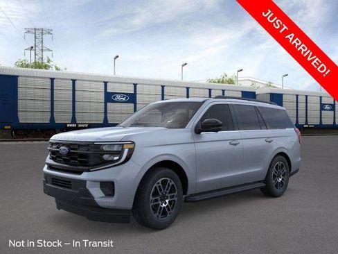 New 2025 Ford Expedition Active image 1
