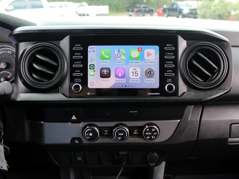 Used 2022 Toyota Tacoma SR image 26