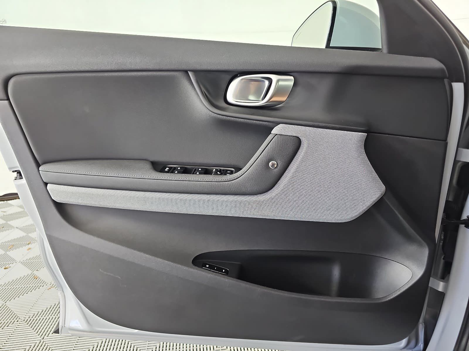 Used 2024 Polestar Polestar 2 AWD/4WD image 26