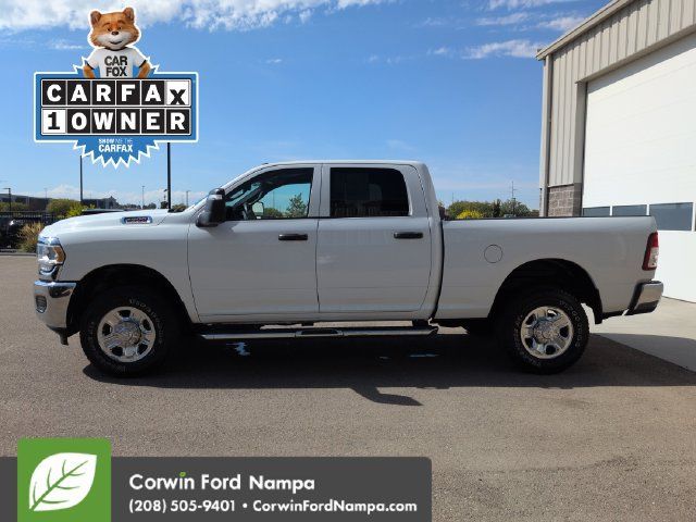 Used 2024 RAM 2500 Tradesman w/ Chrome Appearance Group AWD/4WD image 6