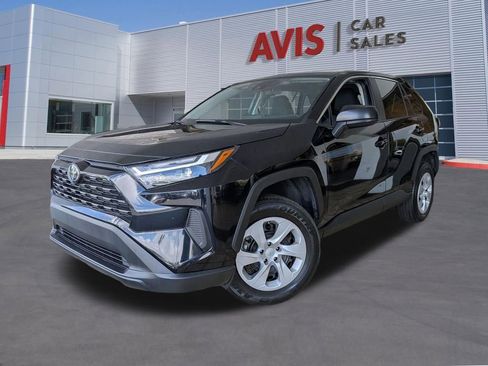 Used 2025 Toyota RAV4 LE FWD image 1
