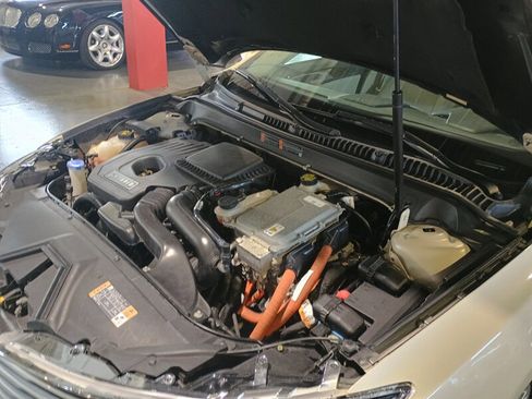 Used 2016 Lincoln MKZ Hybrid w/ Equipment Group 600A Reserve FWD image 49