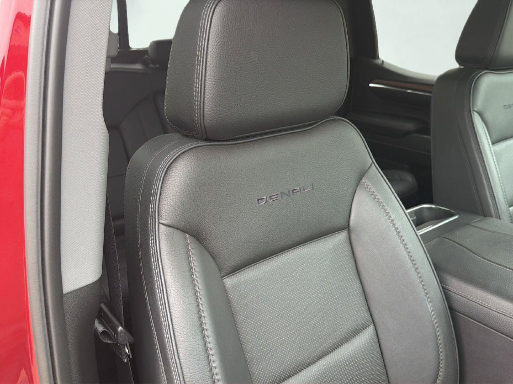 Used 2024 GMC Sierra 1500 Denali AWD/4WD image 15