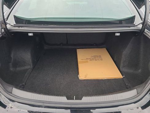 Used 2024 Chevrolet Malibu LT image 11