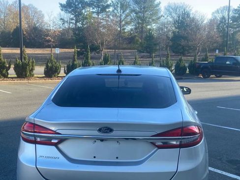 Used 2018 Ford Fusion S image 7