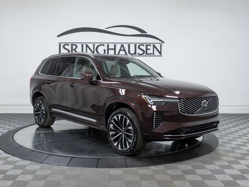 New 2026 Volvo XC90 B6 Ultra w/ Protection Package image 3