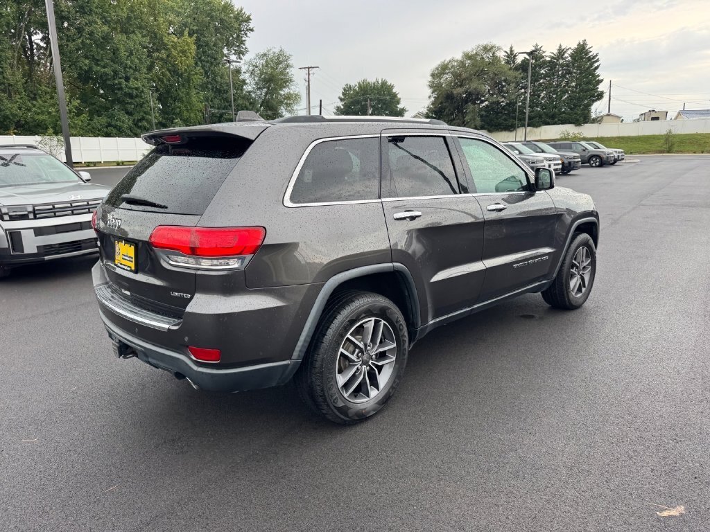 Used 2019 Jeep Grand Cherokee Limited AWD/4WD image 4