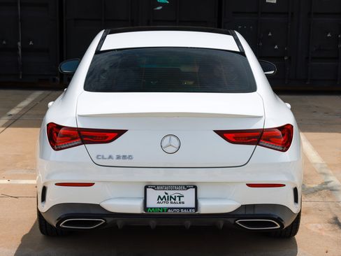 Used 2021 Mercedes-Benz CLA 250 w/ AMG Line image 13