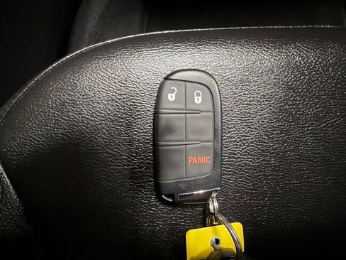 Used 2025 Jeep Compass Latitude w/ Altitude Special Edition AWD/4WD image 42