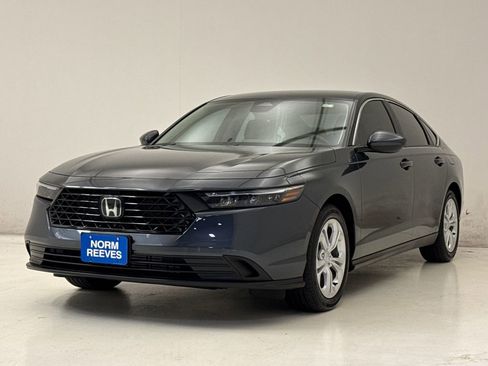 Certified 2025 Honda Accord LX image 2