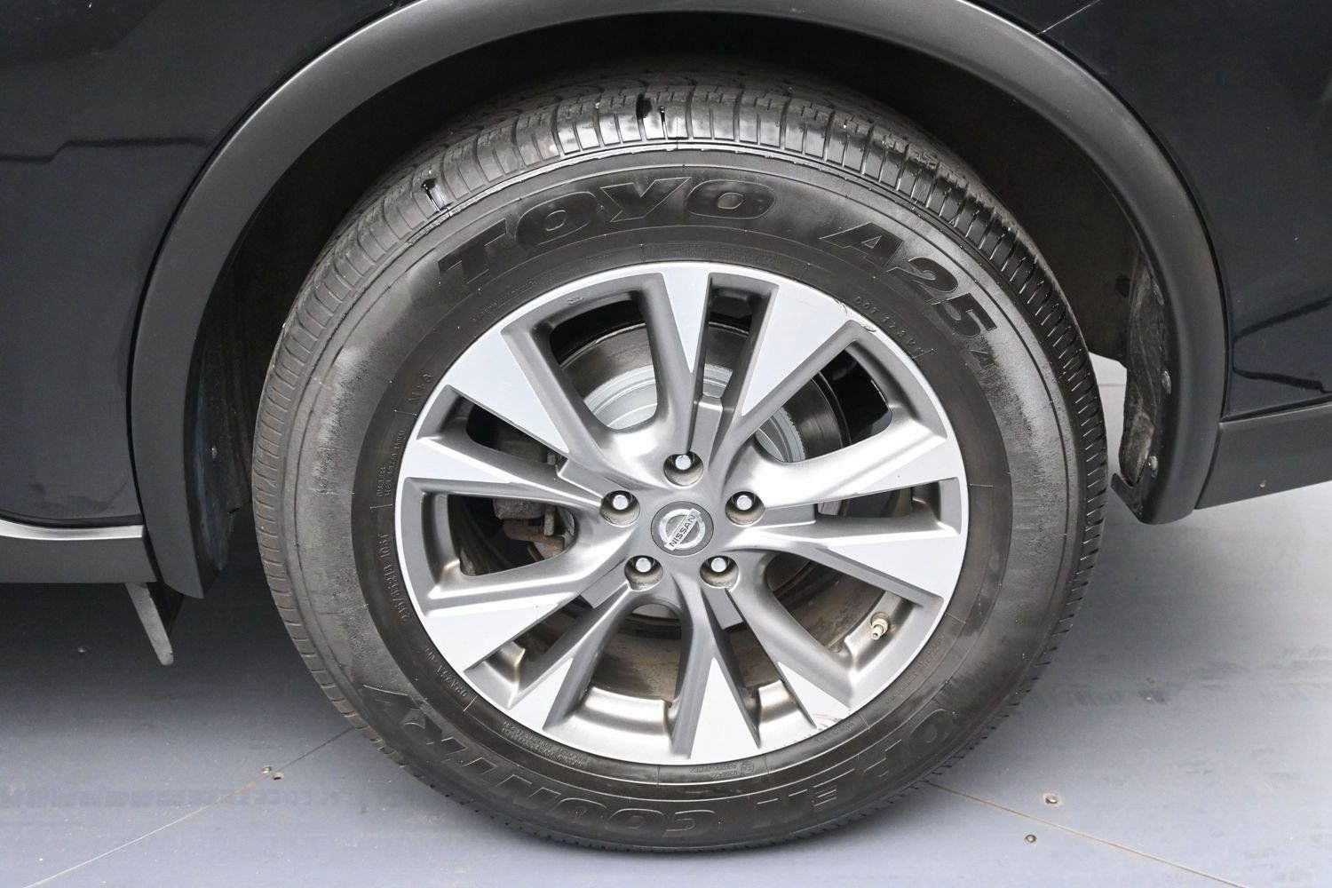 Used 2016 Nissan Murano SV AWD/4WD image 12