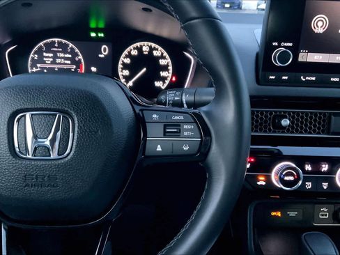 Used 2023 Honda Civic EX image 24