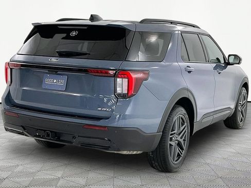 Used 2025 Ford Explorer ST-Line w/ Premium Package AWD/4WD image 6