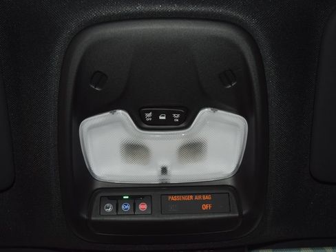 Used 2024 Chevrolet Colorado Trail Boss w/ Technology Package AWD/4WD image 48