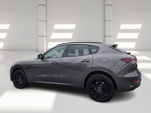 Used 2022 Maserati Levante GT image 5