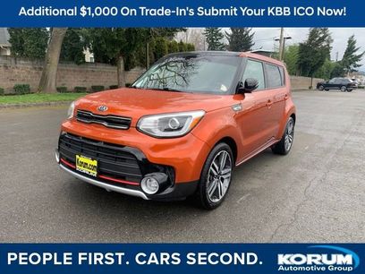 Used 2018 Kia Soul ! w/ Tech Package