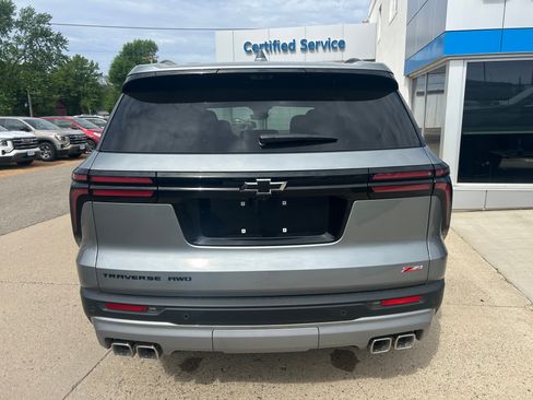New 2026 Chevrolet Traverse Z71 w/ Driver Confidence Package AWD/4WD image 7