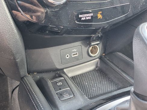 Used 2019 Nissan Rogue SL AWD/4WD image 21