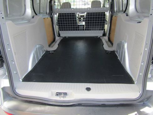 Used 2023 Ford Transit Connect XLT FWD image 15