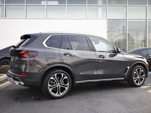 Certified 2026 BMW X5 xDrive40i AWD/4WD image 7