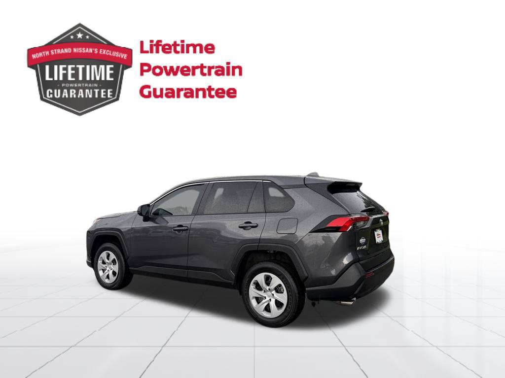 Used 2025 Toyota RAV4 LE FWD image 3
