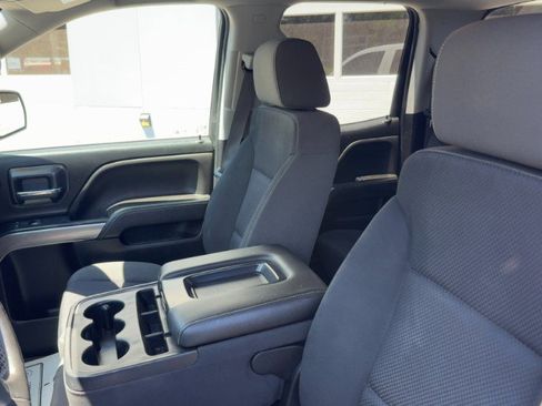 Used 2018 Chevrolet Silverado 1500 LT AWD/4WD image 10