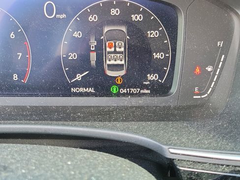 Used 2023 Honda Civic Touring image 26