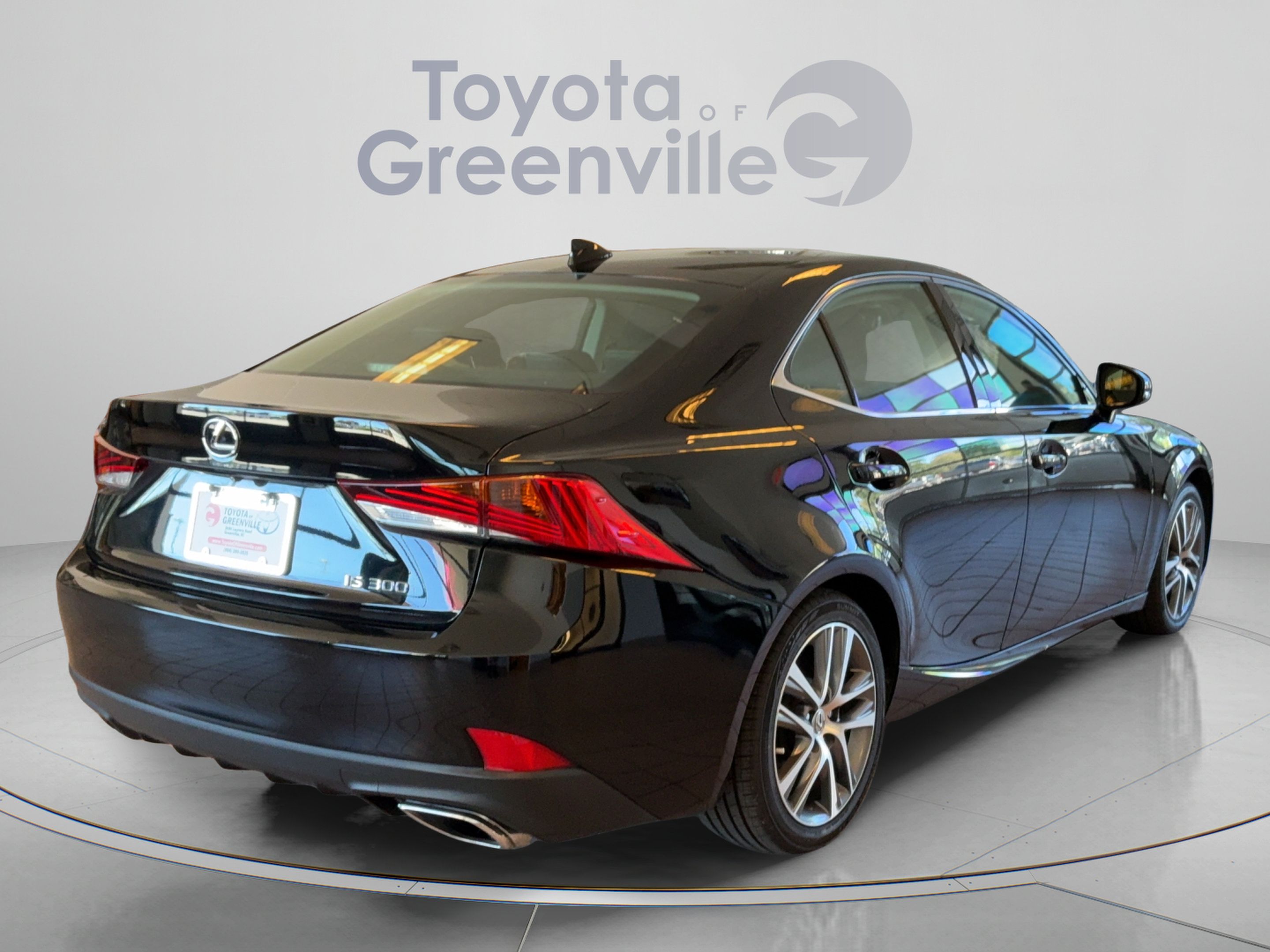 Used 2020 Lexus IS 300 w/ Accessory Package RWD image 6
