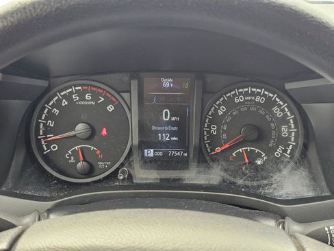 Used 2022 Toyota Tacoma SR AWD/4WD image 22