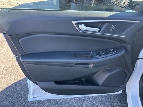 Certified 2024 Ford Edge SEL image 13