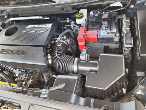 Used 2024 Nissan Rogue SV FWD image 9