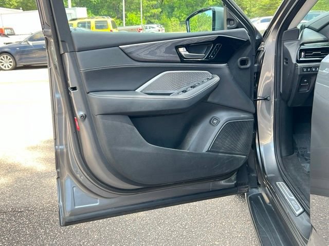Used 2023 Acura MDX w/ Advance Package AWD/4WD image 14