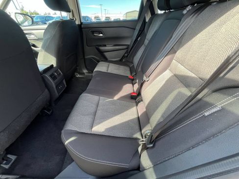 Used 2025 Nissan Rogue SV AWD/4WD image 27